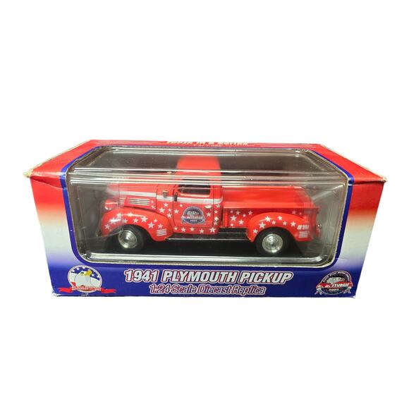 Motor Classic Sturgis 1941 Plymouth Pickup 1:24 Scale Diecast Replica 9-11 Car - Picture 1 of 10